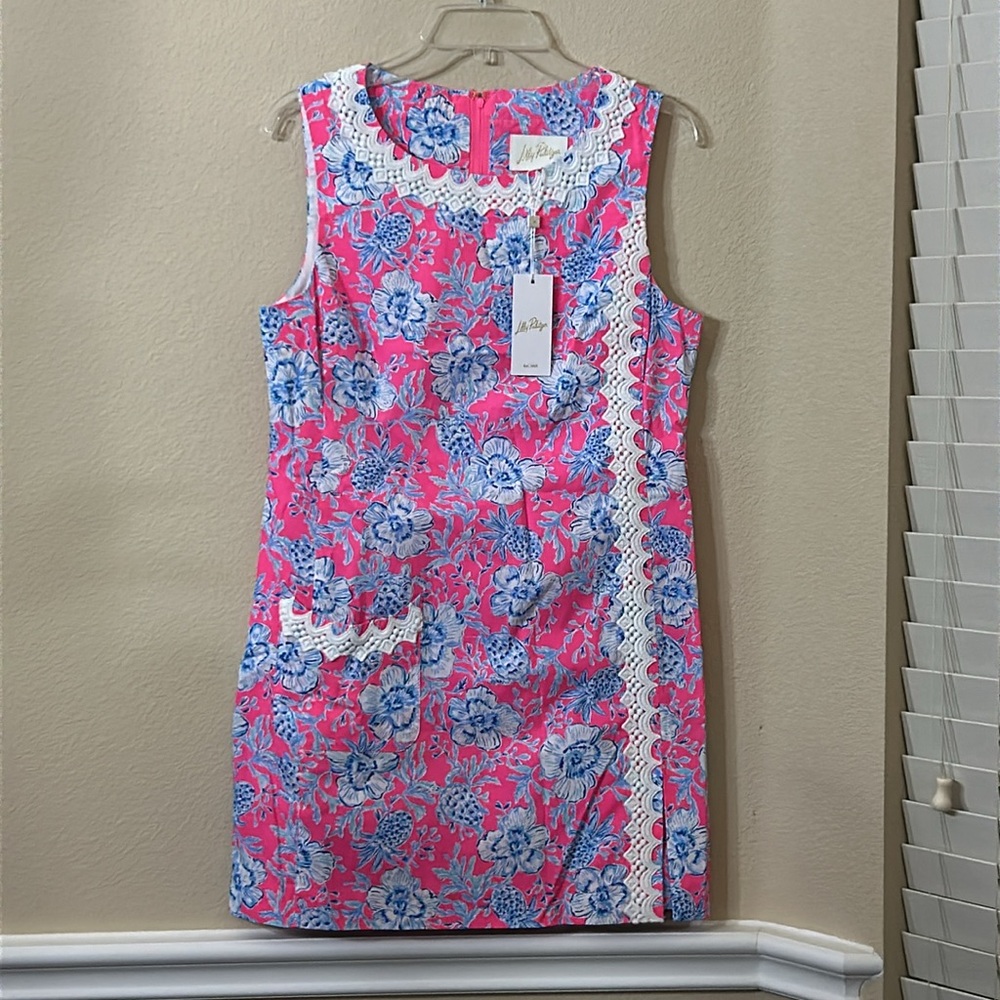 NWT Lilly Pulitzer
Ginge Floral Shift Romper - Picture 6 of 7